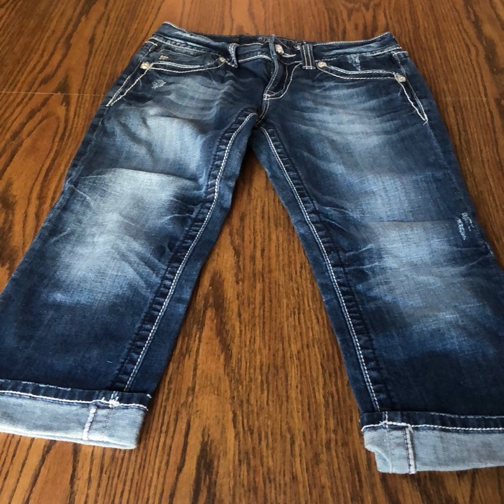 Miss Me Capris - Picture 3 of 6